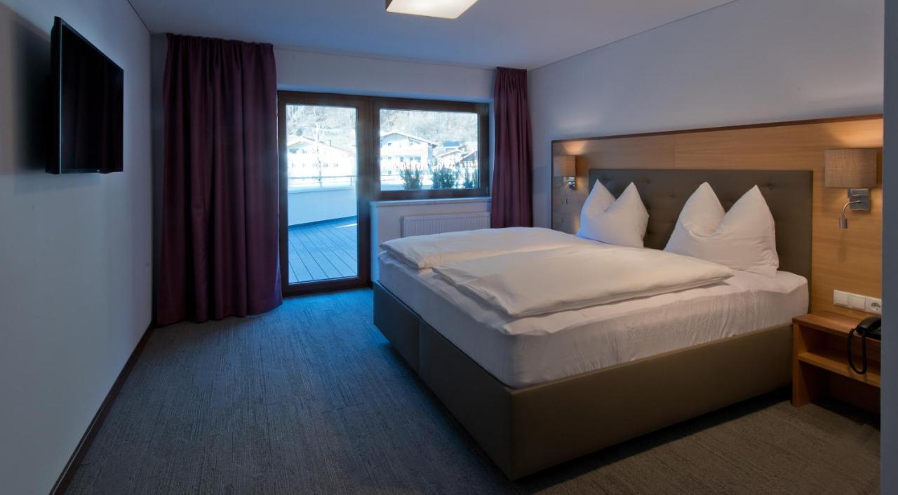Hotel Neuwirt زيل أم زيلر المظهر الخارجي الصورة