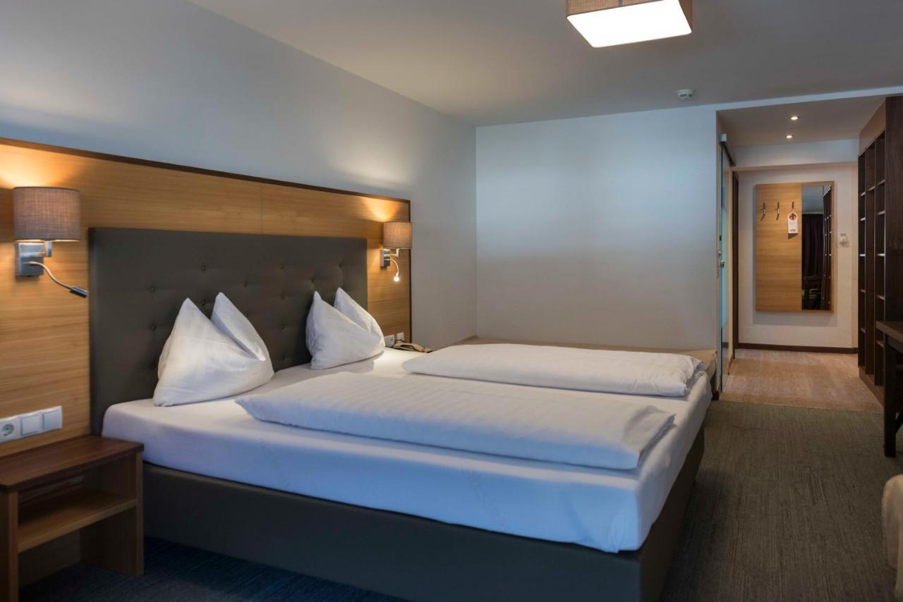 Hotel Neuwirt زيل أم زيلر المظهر الخارجي الصورة