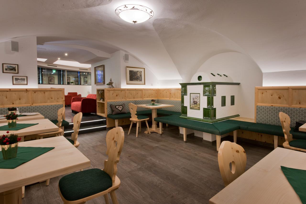 Hotel Neuwirt زيل أم زيلر المظهر الخارجي الصورة