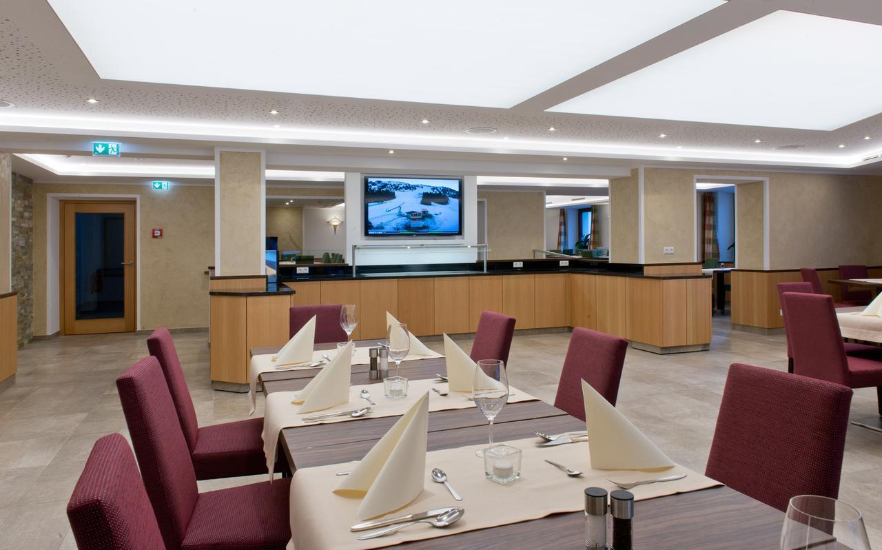 Hotel Neuwirt زيل أم زيلر المظهر الخارجي الصورة