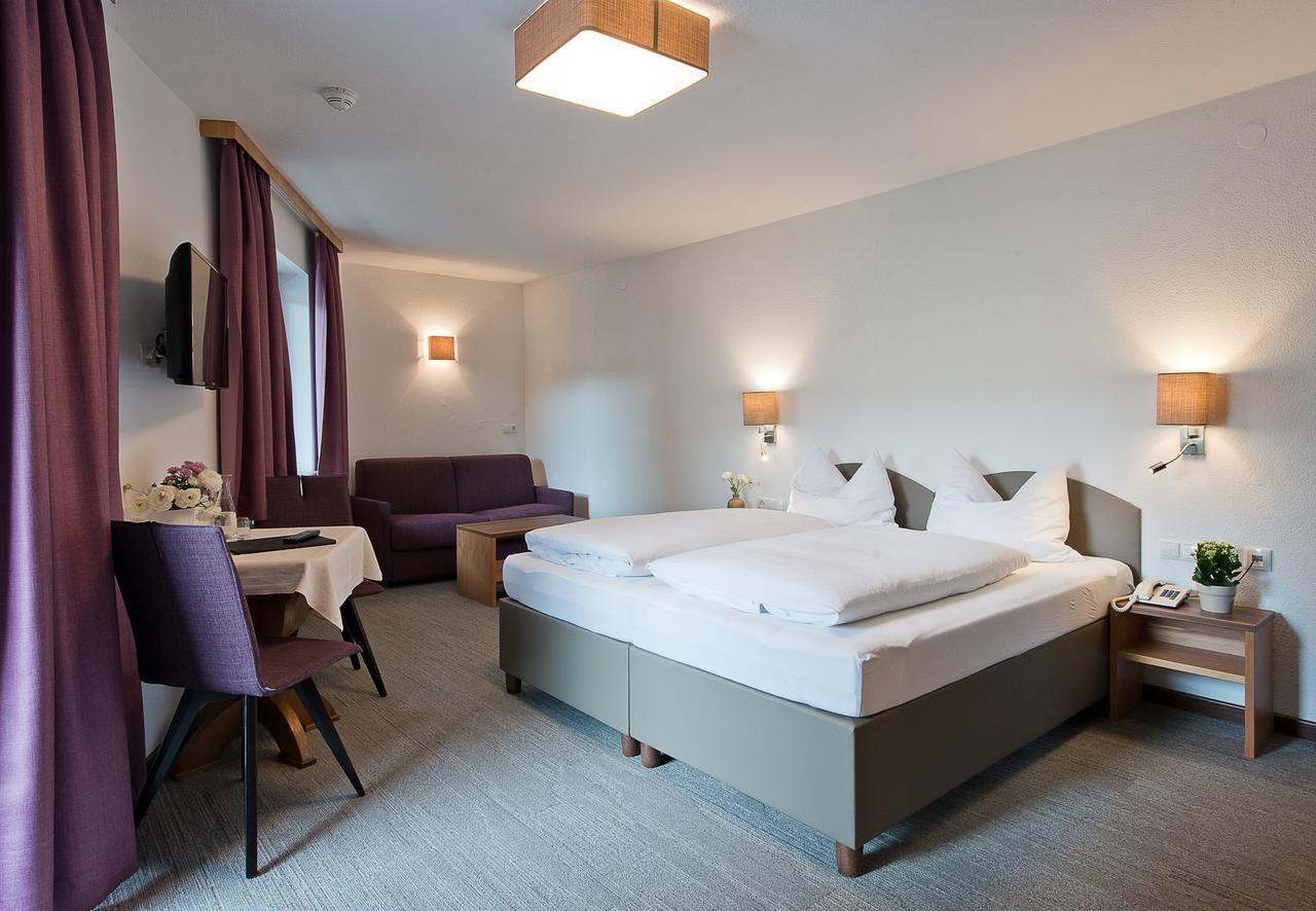 Hotel Neuwirt زيل أم زيلر المظهر الخارجي الصورة